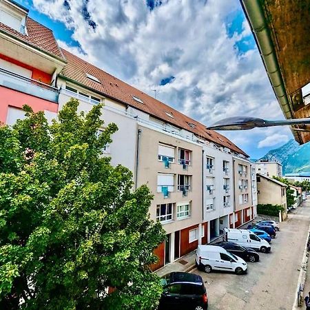 Studio Spacieux - Calme & Tout Equipe Avec Wifi Grenoble Bagian luar foto
